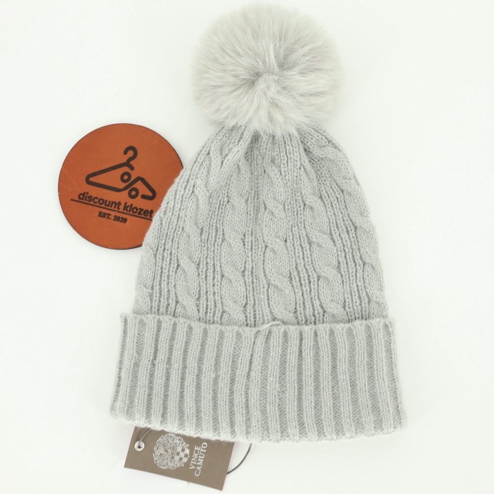 Vince Camuto‎ Light Gray Cable Knit Beanie with Pom-Pom NWT
